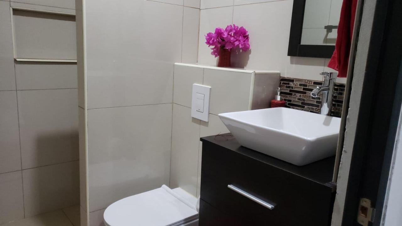 Cg Apartment - Flamboyan Willemstad Zewnętrze zdjęcie